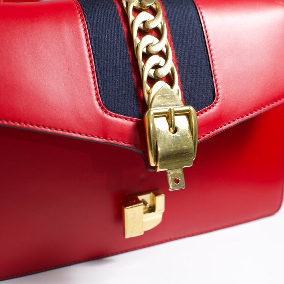 Gucci Hibiscus Red Sylvie Small Shoulder Bag - Picture 11 of 16